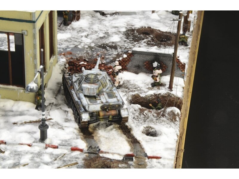 Italeri - Stalingrad Siege 1942 - Tractor Plant Assault Battle Set, 1/72, 6193 15 Italeri - Stalingrad Siege 1942 - Tractor Plant Assault Battle Set, 1/72, 6193 15
