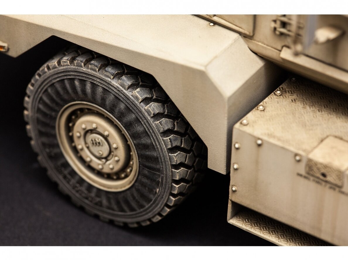 Meng Model - US Cougar 6x6 MRAP VEHICLE, 1/35, SS-005 8 Meng Model - US Cougar 6x6 MRAP VEHICLE, 1/35, SS-005 8