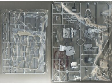 Meng Model - Kawasaki Ninja ZX-10RR Pre-Coloured Edition, 1/9, MT-008S 15