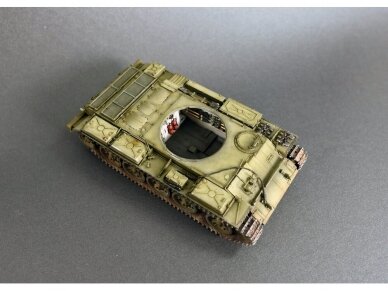 Miniart - Soviet Medium Tank T-44M with Interior, 1/35, 37002 4