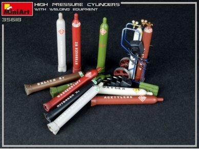 Miniart - High Pressure Cylinders with Welding Equipment, 1/35, 35618 3