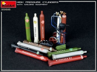Miniart - High Pressure Cylinders with Welding Equipment, 1/35, 35618 5