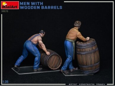 Miniart - Men with wooden Barrels, 1/35, 38070 2