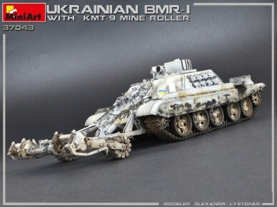 Miniart - Ukrainian BMR-1 with KMT-9, 1/35, 37043 1
