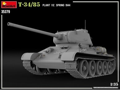 Miniart - T-34/85 PLANT 112. SPRING 1944, 1/35, 35379 1