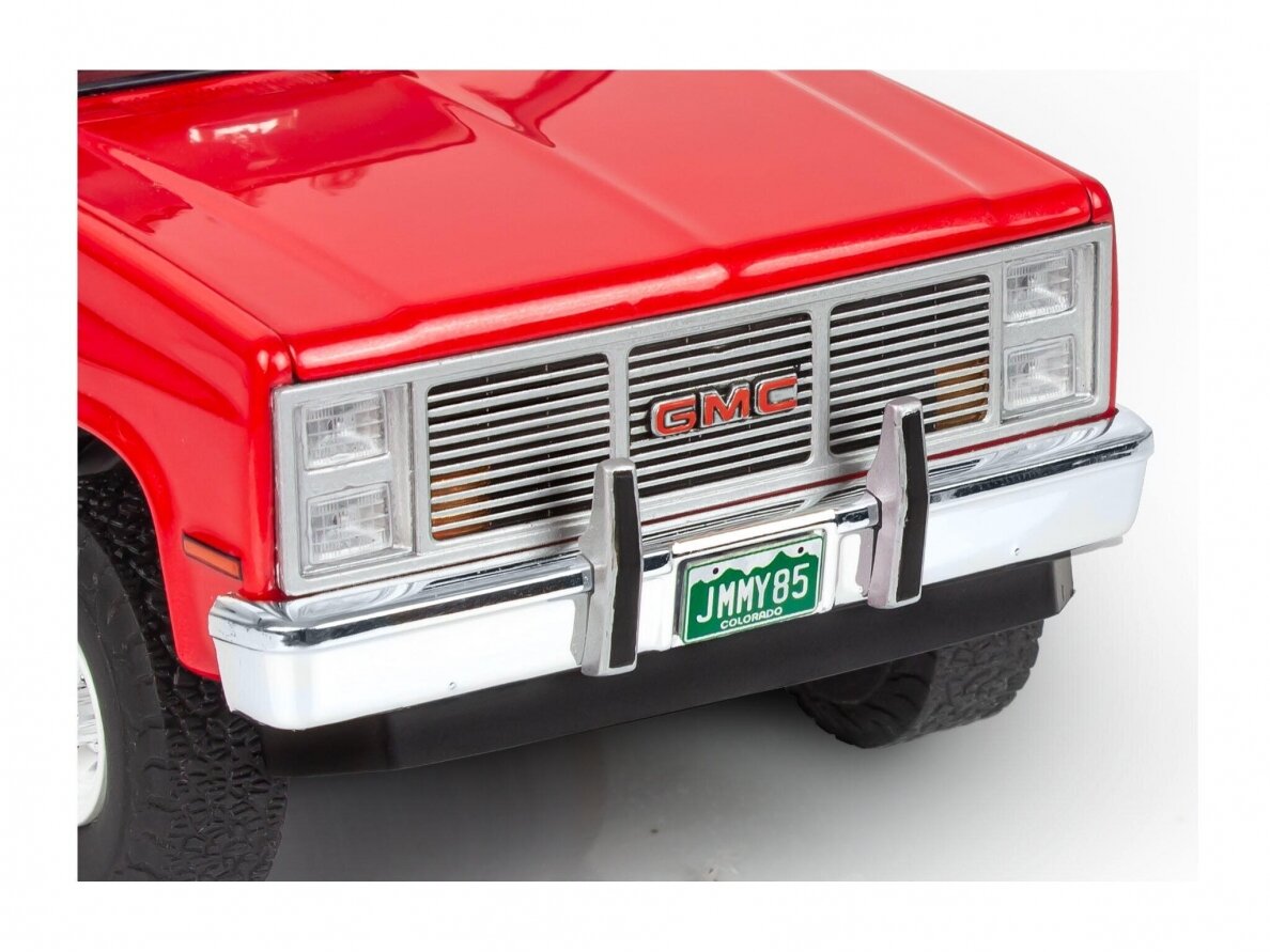 Revell - ’85 GMC® Jimmy™ 4x4 High Roller, 1/25, 14577 9 Revell - ’85 GMC® Jimmy™ 4x4 High Roller, 1/25, 14577 9