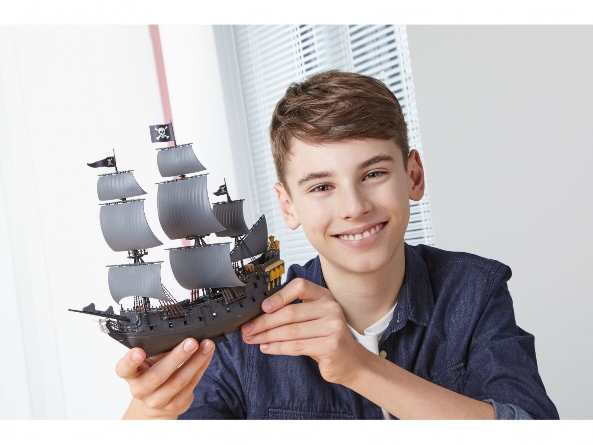 Revell - Black Pearl (Click System), 1/150, 05499 12 Revell - Black Pearl (Click System), 1/150, 05499 12