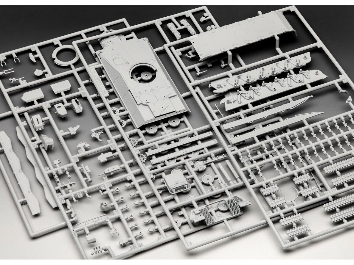 Revell - SPz Marder 1A3, 1/72, 03326 2 Revell - SPz Marder 1A3, 1/72, 03326 2