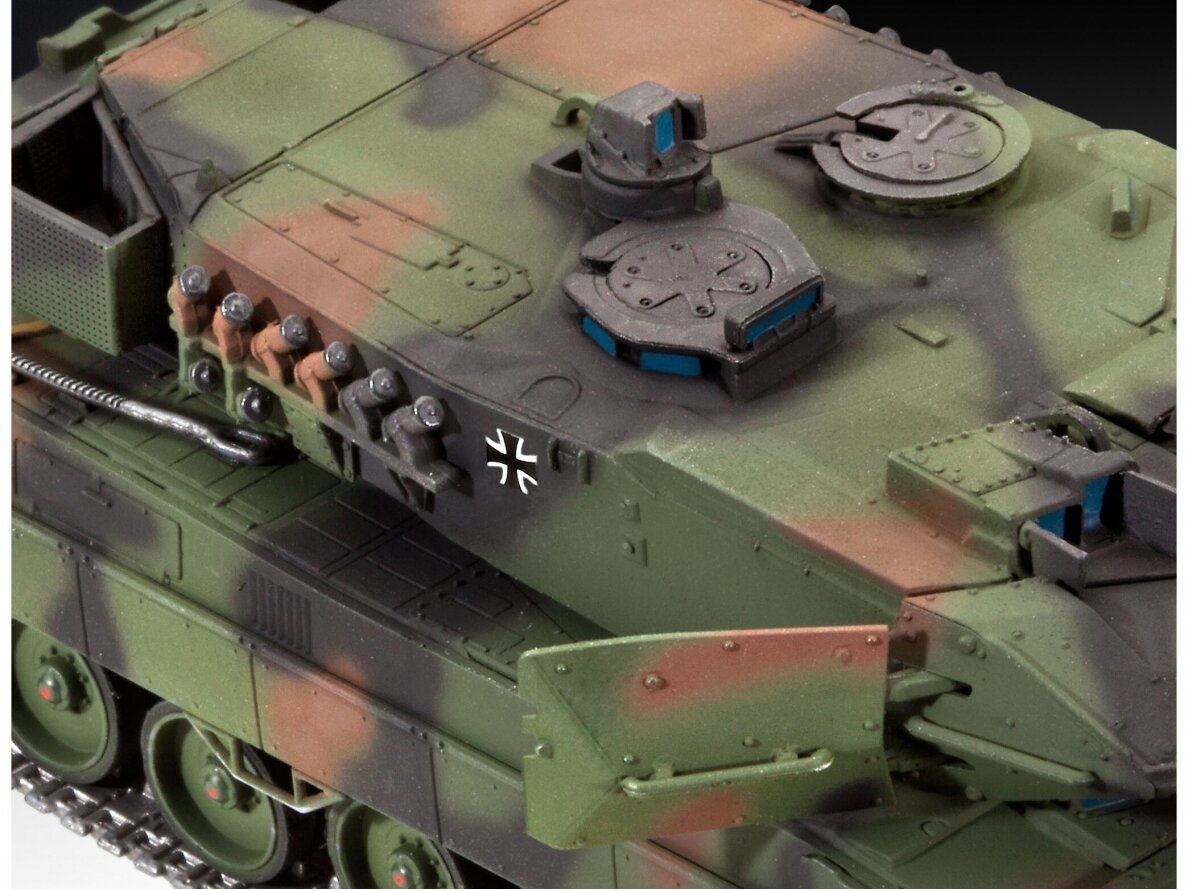 Revell - Leopard 2A6/A6M, 1/72 03180 2 Revell - Leopard 2A6/A6M, 1/72 03180 2