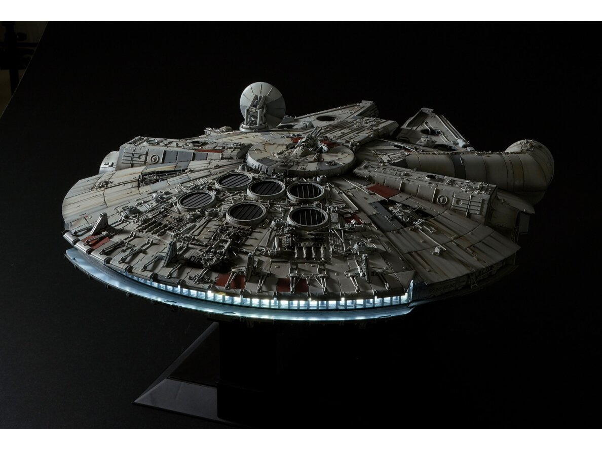 Revell - Millennium Falcon Perfect Grade (Bandai), 1/72, 01206 5 Revell - Millennium Falcon Perfect Grade (Bandai), 1/72, 01206 5