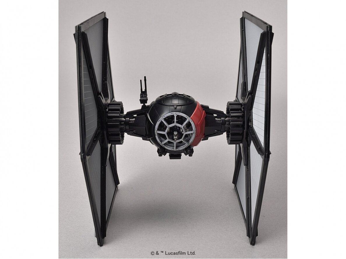 Revell - Star Wars First Order Special Forces TIE Fighter (Bandai), 1/72, 01217 4 Revell - Star Wars First Order Special Forces TIE Fighter (Bandai), 1/72, 01217 4