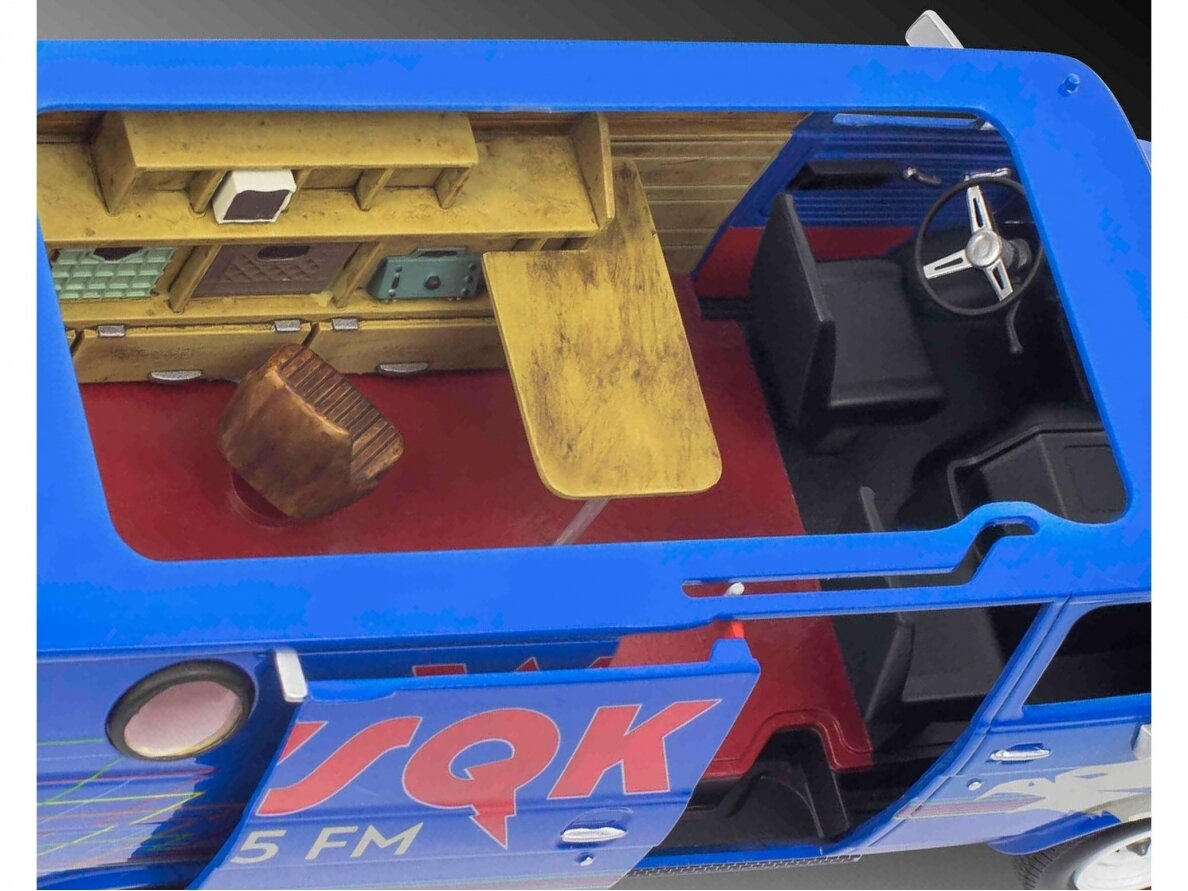 Revell - "Stranger Things" GMC WSQK Squawk Van, 1/25, 07732 7