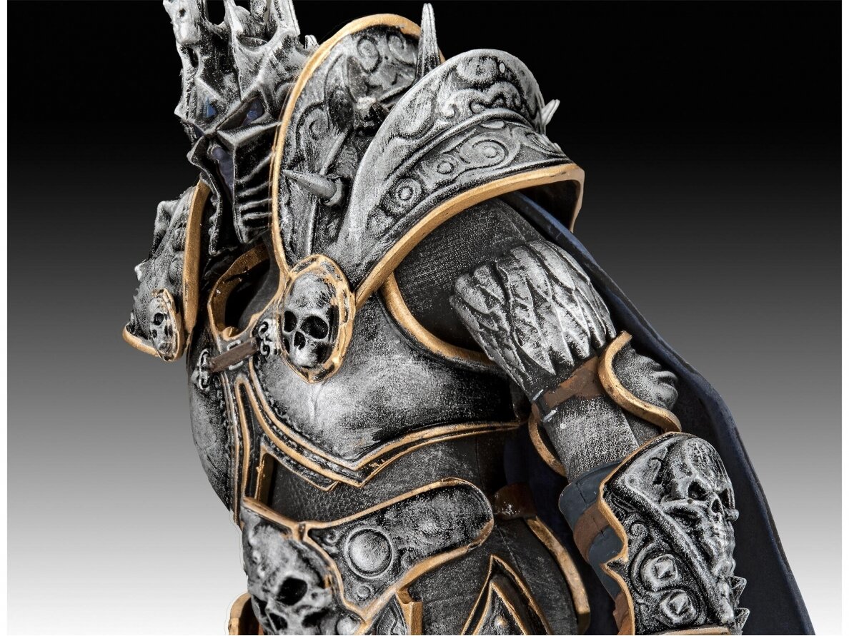 Revell - The Lich King: World of Warcraft подарочный набор, 1/16, 03515 7 Revell - The Lich King: World of Warcraft подарочный набор, 1/16, 03515 7