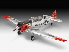 Revell - Model Set T-6 G Texan dovanų komplektas, 1/72, 63924