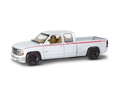 Revell - 1999 Chevy Silverado Custom Pickup, 1/24, 14538 2 Revell - 1999 Chevy Silverado Custom Pickup, 1/24, 14538 2