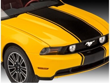 Revell - 2010 Ford Mustang GT Model Set, 1/25, 67046 4