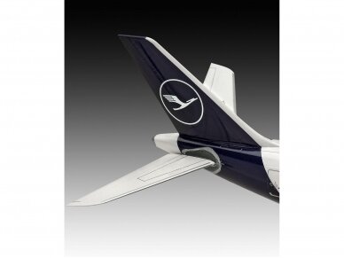 Revell - Airbus A330-300 “Lufthansa New Livery”, 1/144, 03816 5