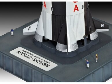 Revell - Apollo Saturn V, 1/144, 04909 3 Revell - Apollo Saturn V, 1/144, 04909 3