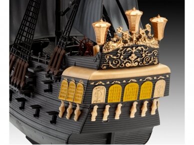 Revell - Black Pearl (Click System), 1/150, 05499 8 Revell - Black Pearl (Click System), 1/150, 05499 8