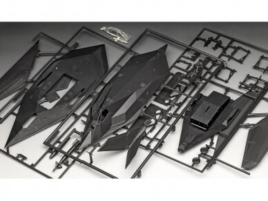 Revell - Lockheed F-117A Nighthawk, 1/72 03899 6 Revell - Lockheed F-117A Nighthawk, 1/72 03899 6