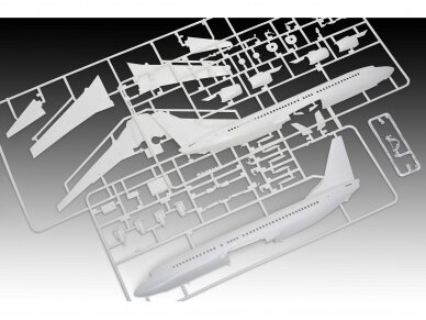 Revell - Boeing 737-800 "Turkish Airlines", 1/144, 03772 9 Revell - Boeing 737-800 "Turkish Airlines", 1/144, 03772 9