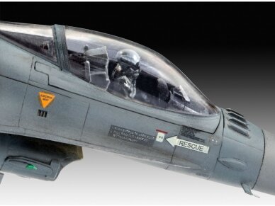 Revell - F-16 Mlu 31 Sqn. Small broge Model Set, 1/72, 63860 3