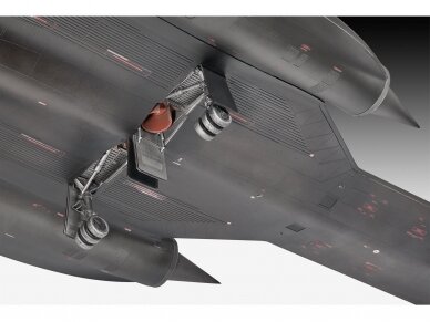 Revell - Lockheed SR-71B Blackbird, 1/48, 03751 8 Revell - Lockheed SR-71B Blackbird, 1/48, 03751 8