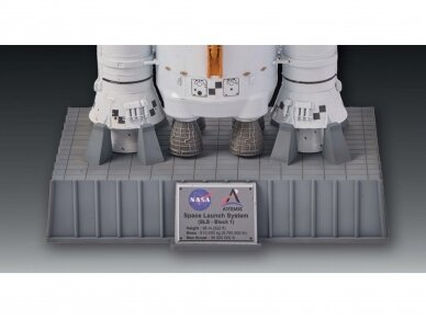 Revell - NASA Artemis Space Launch System (SLS), 1/144, 03760 9
