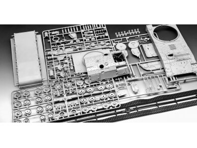 Revell - Panzerhaubitze 2000, 1/35, 03279 4 Revell - Panzerhaubitze 2000, 1/35, 03279 4