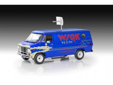 Revell - "Stranger Things" GMC WSQK Squawk Van, 1/25, 07732 5 Revell - "Stranger Things" GMC WSQK Squawk Van, 1/25, 07732 5