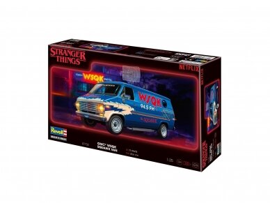 Revell - "Stranger Things" GMC WSQK Squawk Van, 1/25, 07732 2 Revell - "Stranger Things" GMC WSQK Squawk Van, 1/25, 07732 2