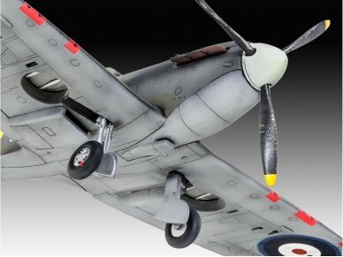 Revell - Supermarine Spitfire Mk.IIa, 1/72, 03953 3