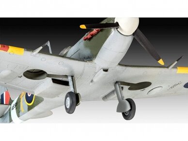 Revell - Combat Set Messerschmitt Bf109G-10 & Spitfire Mk.V, 1/72, 03710 4