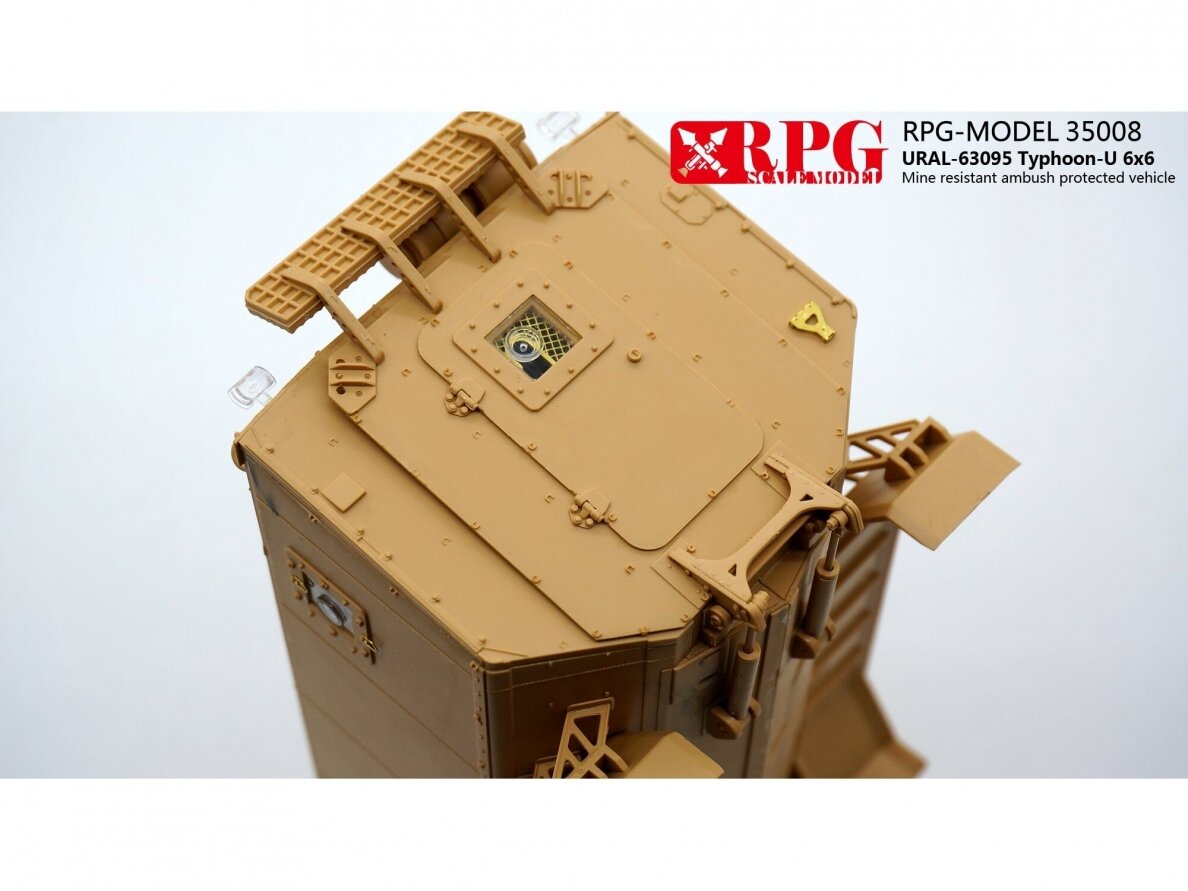 RPG Model - Russian URAL 63095 Typhoon MRAP, 1/35, 35008 28