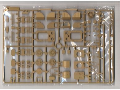 Rye Field Model - German Medium Tank Sd.Kfz.171 Panther Ausf. F w/ workable track, Kw.K L/70 & Kw.K L/100, 1/35, RFM-5045 13