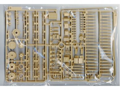 Rye Field Model - Panther Ausf.G with Full Interior & Cut Away Parts, 1/35, RFM-5019 11