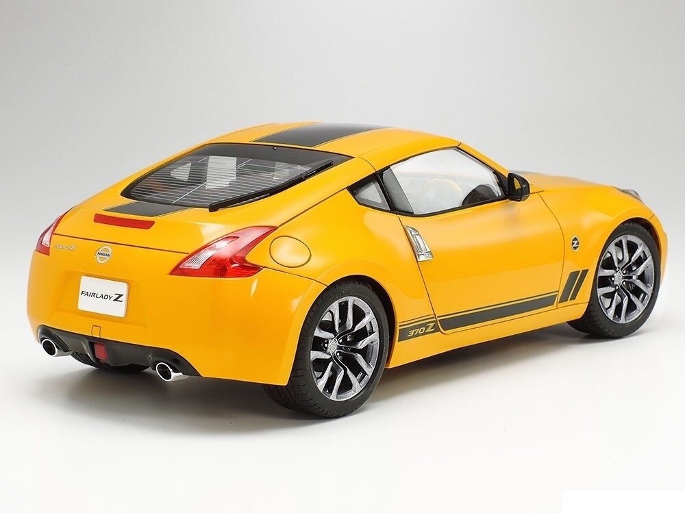 Tamiya - Nissan 370Z Heritage Edition, 1/24, 24348 2 Tamiya - Nissan 370Z Heritage Edition, 1/24, 24348 2