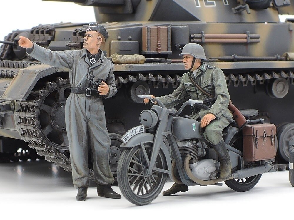 Tamiya - Panzerkampfwagen IV Ausf G. Early Production & Motorcycle Eastern Front, 1/35, 25209 3 Tamiya - Panzerkampfwagen IV Ausf G. Early Production & Motorcycle Eastern Front, 1/35, 25209 3
