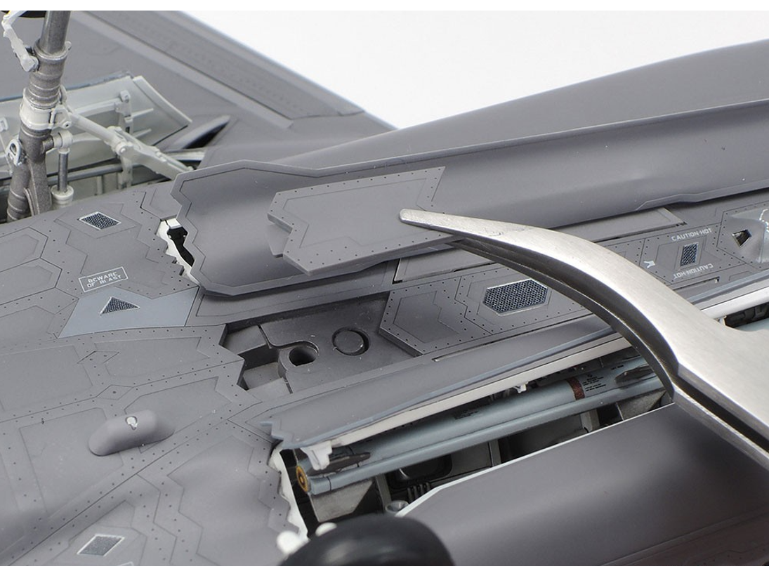 Tamiya - Lockheed Martin F-35B Lightning II, 1/48, 61125 16 Tamiya - Lockheed Martin F-35B Lightning II, 1/48, 61125 16