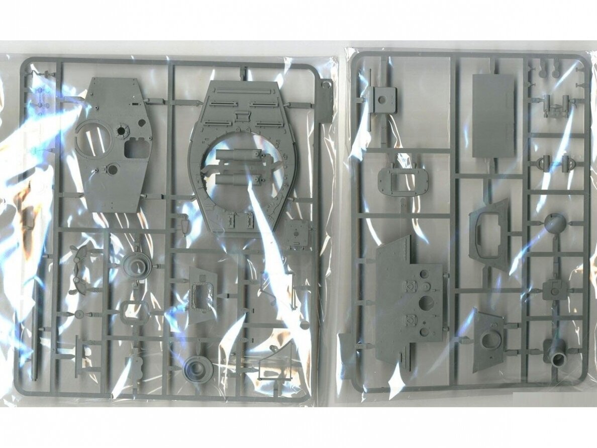 Takom - Sd.Kfz. 182 King Tiger Late Production 2 in 1, 1/35, 2130 2 Takom - Sd.Kfz. 182 King Tiger Late Production 2 in 1, 1/35, 2130 2