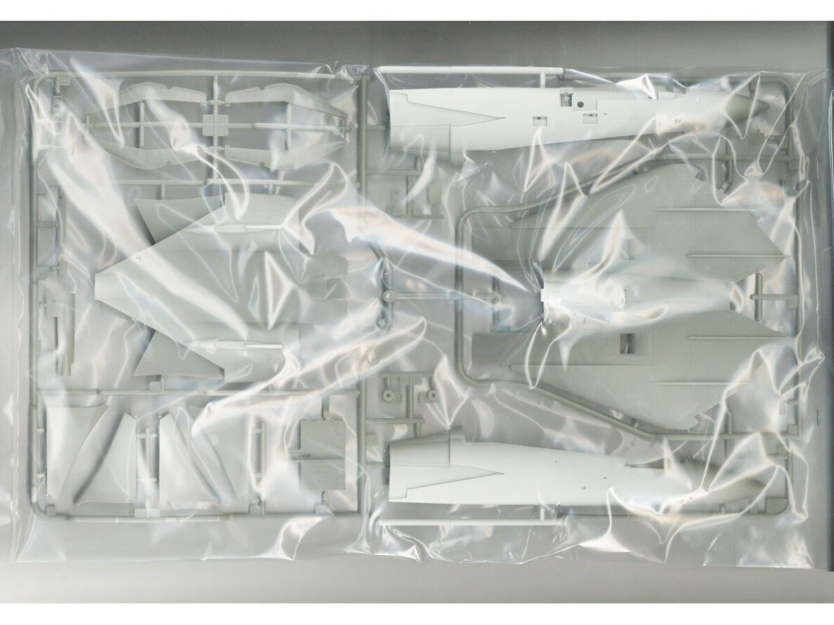 Tamiya - Grumman F-14A Tomcat (Late Model) Carrier Launch Set, 1/48, 61122 9 Tamiya - Grumman F-14A Tomcat (Late Model) Carrier Launch Set, 1/48, 61122 9