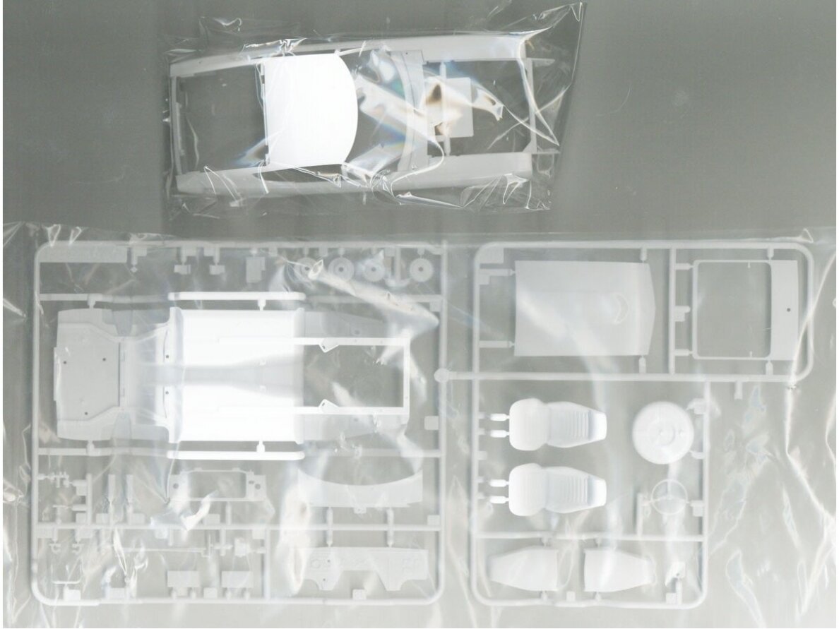 Tamiya - Nissan Fairlady 240Z Street-Custom, 1/24, 24367 5 Tamiya - Nissan Fairlady 240Z Street-Custom, 1/24, 24367 5