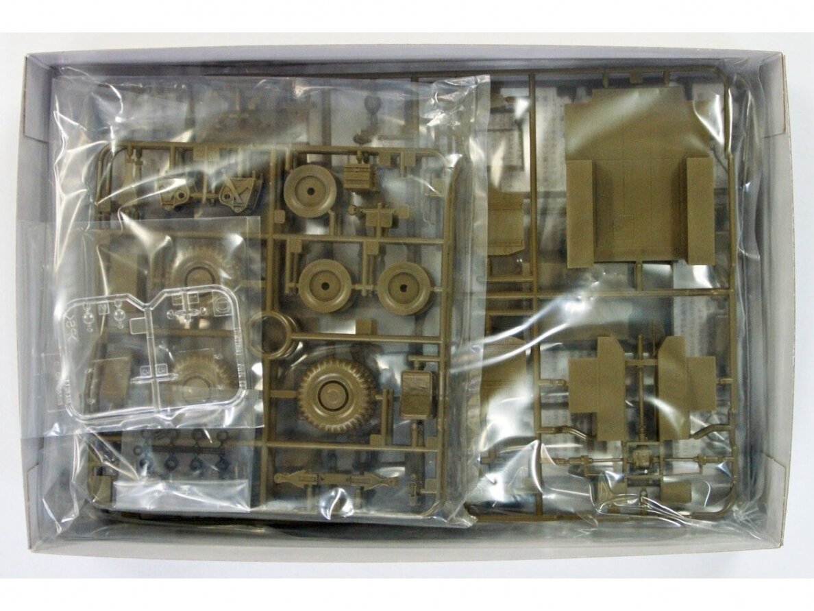 Tamiya - US 6x6 Cargo Truck M561 GAMA GOAT, 1/35, 35330 2 Tamiya - US 6x6 Cargo Truck M561 GAMA GOAT, 1/35, 35330 2