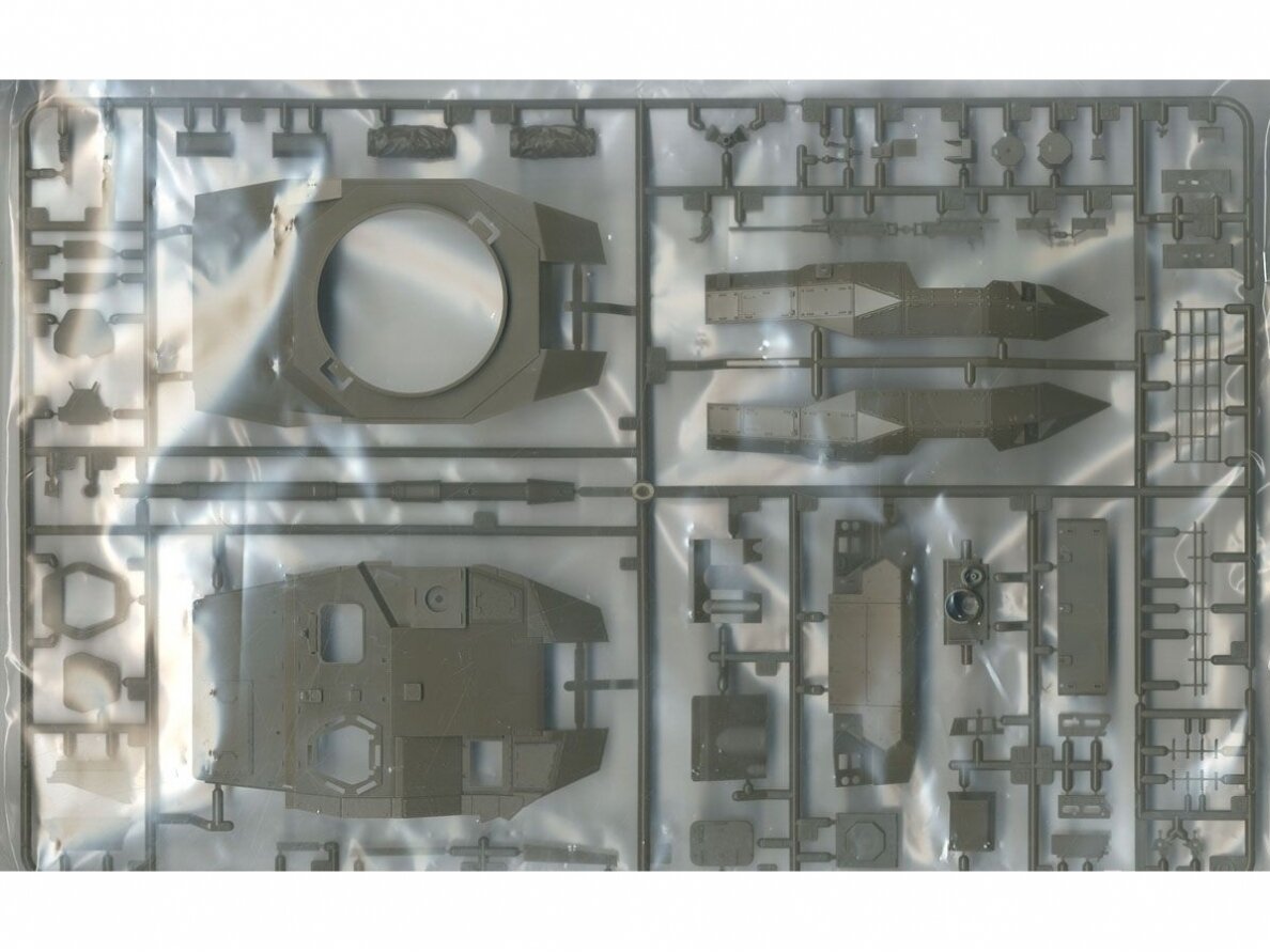 Tamiya - JGSDF MCV Type 16, 1/35, 35361 8 Tamiya - JGSDF MCV Type 16, 1/35, 35361 8