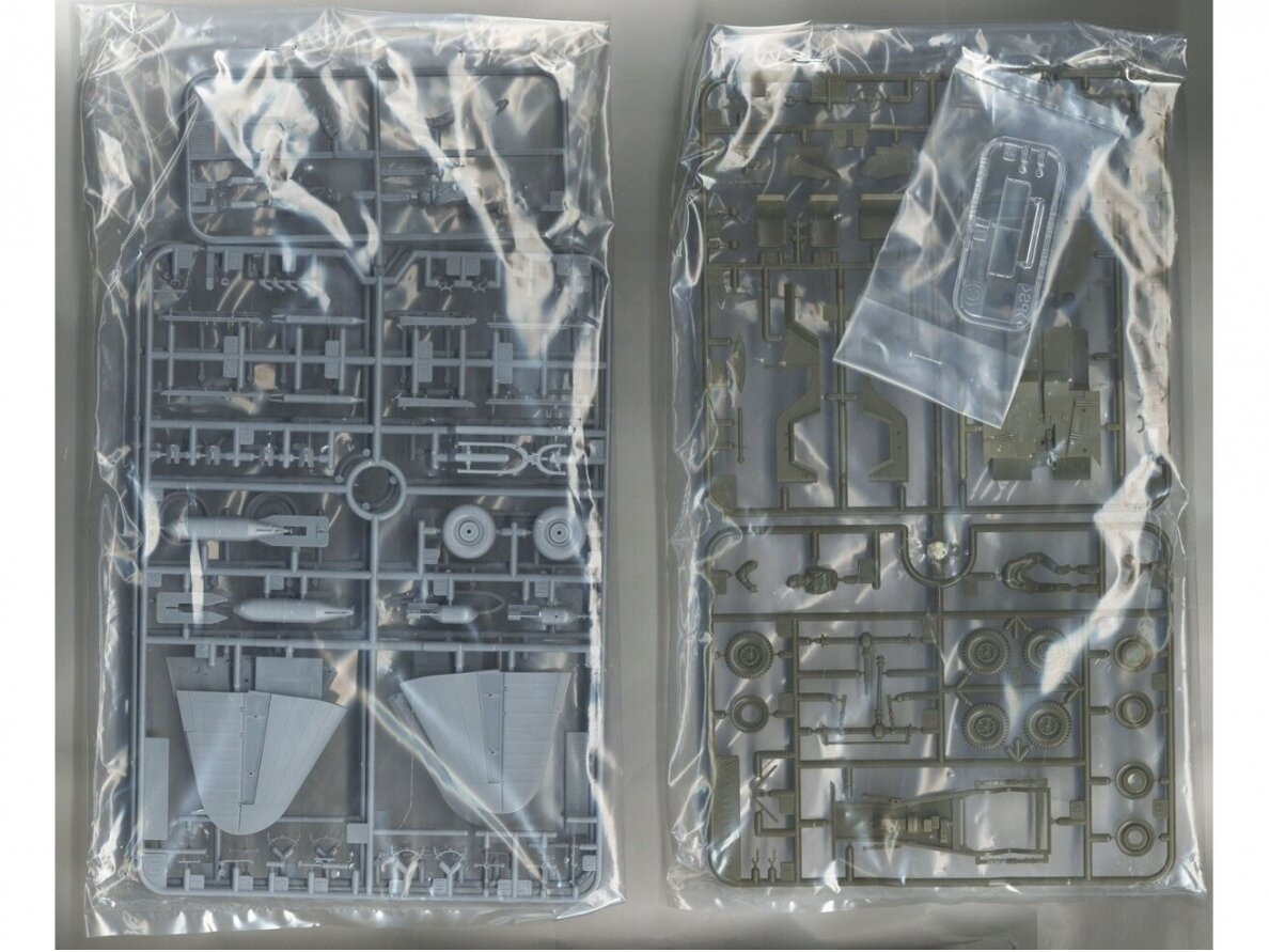 Tamiya - Ilyushin IL-2 Shturmovik & GAZ-67B Set, 1/48, 25212 5 Tamiya - Ilyushin IL-2 Shturmovik & GAZ-67B Set, 1/48, 25212 5