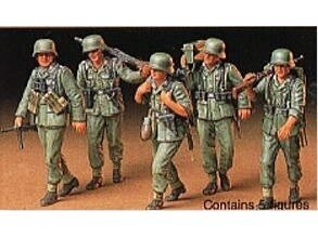 Tamiya - German Machine Gun Crew On Maneuver, 1/35, 35184 2 Tamiya - German Machine Gun Crew On Maneuver, 1/35, 35184 2