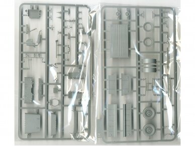 Takom - U.S. Army Willys Jeep 1/4 Ton Utility Truck with 1/4 Ton Utility Trailer & MP Figure, 1/35, 2126 2 Takom - U.S. Army Willys Jeep 1/4 Ton Utility Truck with 1/4 Ton Utility Trailer & MP Figure, 1/35, 2126 2