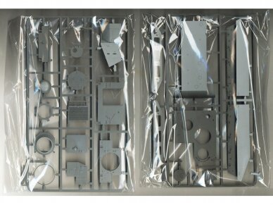 Takom - M114A1E1 CRV (M114A2), 1/35, 2149 1 Takom - M114A1E1 CRV (M114A2), 1/35, 2149 1