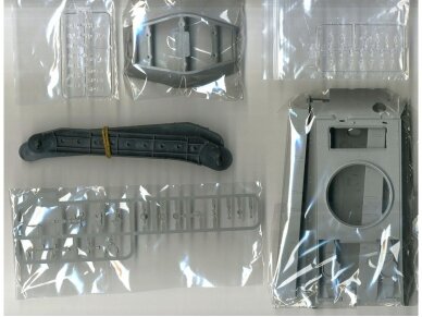 Takom - Sd.Kfz. 182 King Tiger Late Production 2 in 1, 1/35, 2130 1 Takom - Sd.Kfz. 182 King Tiger Late Production 2 in 1, 1/35, 2130 1
