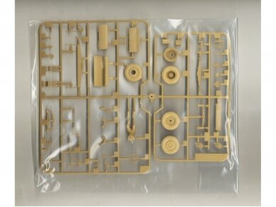 Tamiya - German Heavy Tractor SS-100, 1/48, 32593 5 Tamiya - German Heavy Tractor SS-100, 1/48, 32593 5